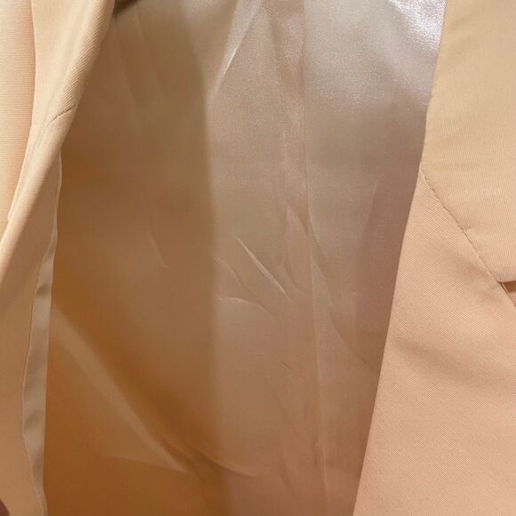 Women's Long Sleeve Suit Jacket/Blazer. Peach. Medium. Business Casual. Preppy. - Picture 5 of 13
